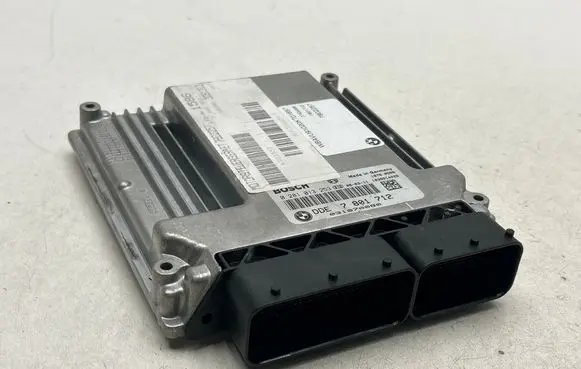 BMW 3 E90 E91 Engine control unit/module 0281013253 031070080 7801712