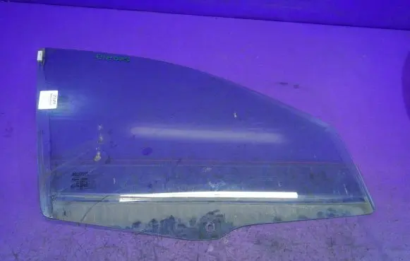 Fiat Punto (188) Front door window glass four-door