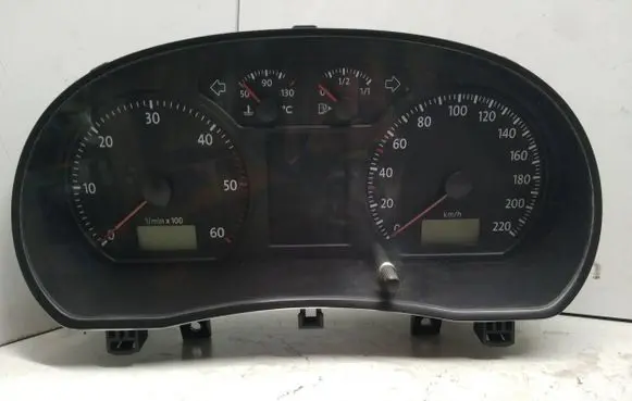 Volkswagen Polo IV 9N3 Speedometer (instrument cluster) 6Q0920825F A2C50104201 110080321