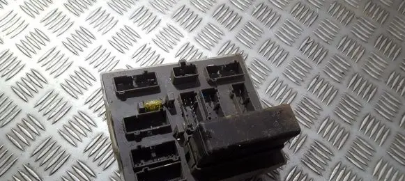 Ford Focus Fuse box set 516234801
