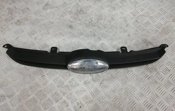 Ford Fiesta Front grill 8A618200B