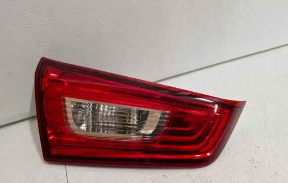 Mitsubishi ASX Rear/tail lights P9373L