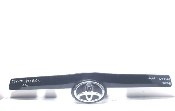 Toyota Verso Number plate light 768110F060