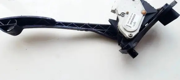 Volvo S60 Accelerator throttle pedal 30636003 6PV008537-00