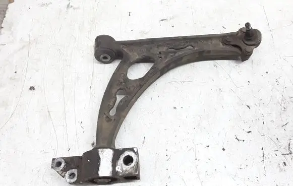 Volkswagen Touran I Front lower control arm/wishbone