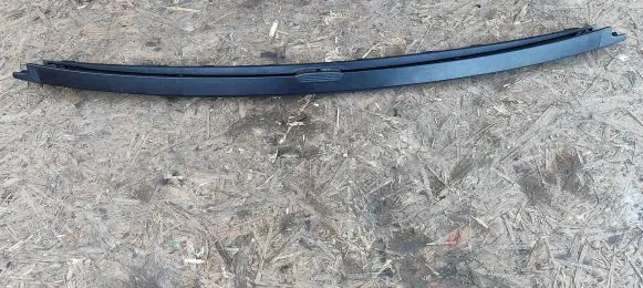 Volkswagen Eos Air flow deflector 1Q0877651E