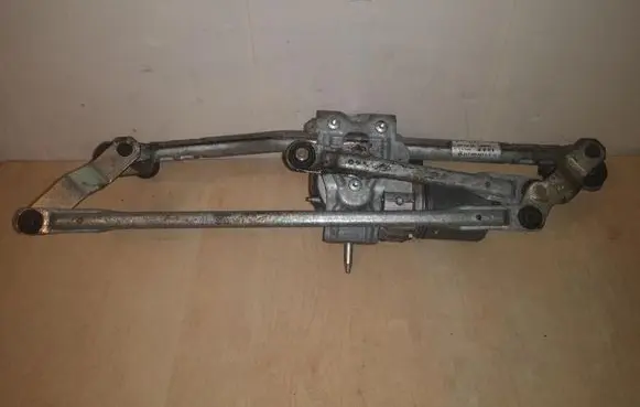 Volkswagen Touran I Front wiper linkage 2K1955199C