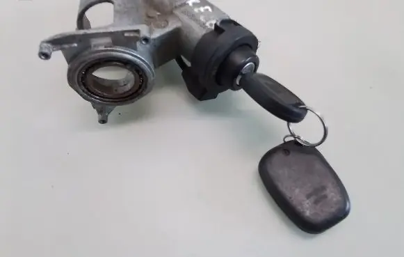 Seat Toledo II (1M) Ignition lock 357905851