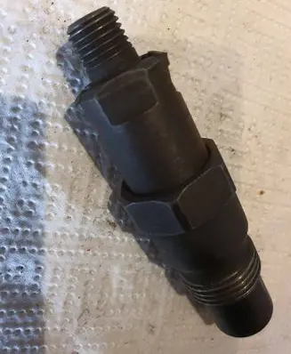 Volkswagen Caddy Fuel injector 068130201 068130201D