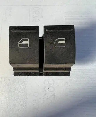 Seat Ibiza IV (6J,6P) Electric window control switch 1K3959857B