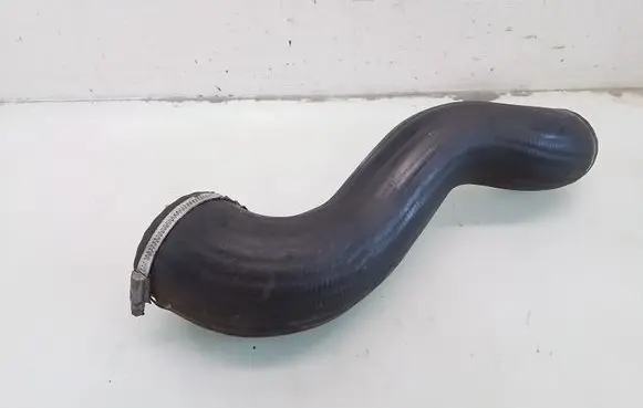Volvo V70 Intercooler hose/pipe