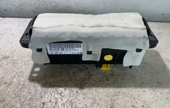 Volkswagen PASSAT B6 Fuse box set 3C0880204D 30355699B 1015311500443