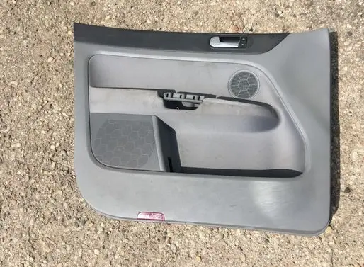 Volkswagen Golf Plus Front door card panel trim 5M1868109