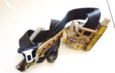 Toyota Avensis T220 Front seatbelt 33003480d