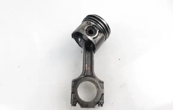 Fiat Croma Piston with connecting rod 