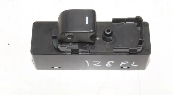 Mazda CX-5 Electric window control switch