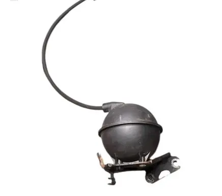 Vacuum air tank