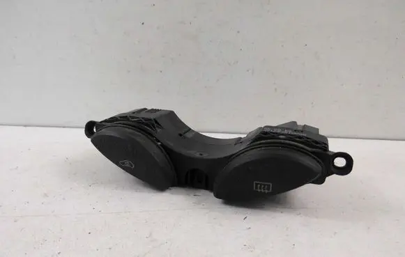 Ford Focus Windscreen/window heater switch 98AG18C621AG