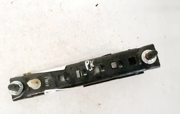 Chevrolet Cruze Seat belt adjustment rail 