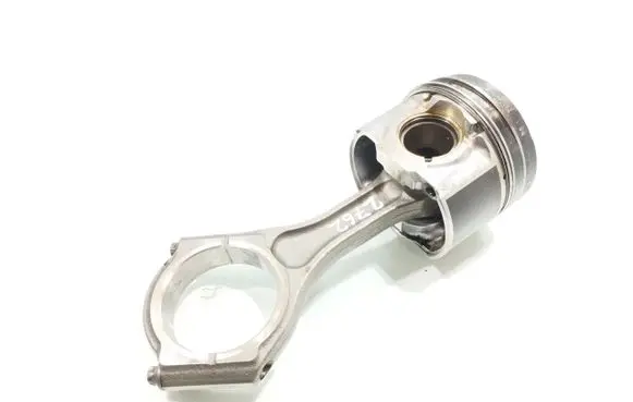 Subaru Outback Piston with connecting rod 