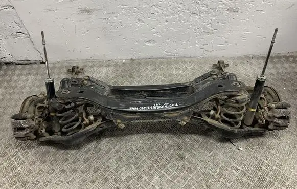 Toyota Auris E180 Rear beam 175112035