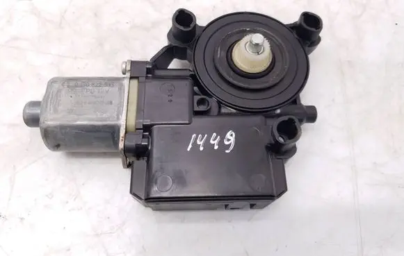 Volkswagen Polo V 6R Rear door window regulator motor 6R0959812G S850311054 0130822533