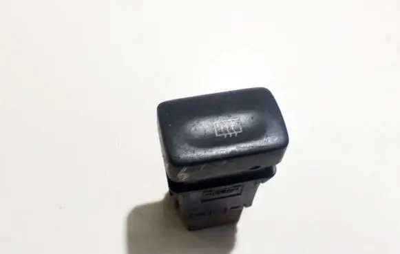 Nissan Sunny Windscreen/window heater switch