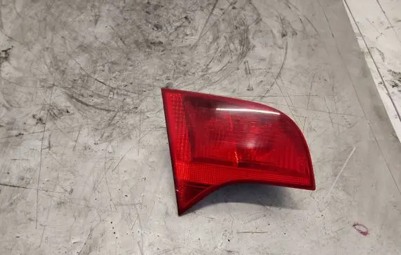 Audi A4 S4 B7 8E 8H Tailgate rear/tail lights 8e9945093 484501