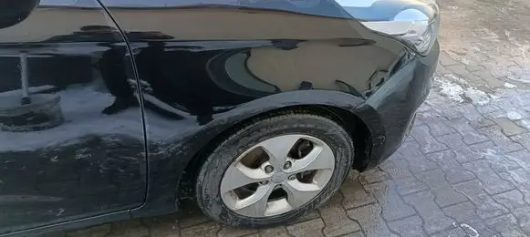 KIA Carens III Fender
