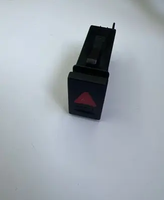 Volkswagen PASSAT B5 Hazard light switch 3B0953235C