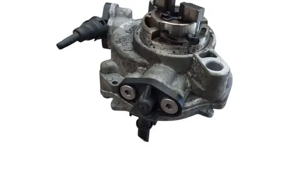Peugeot Partner Vacuum pump 9804021880