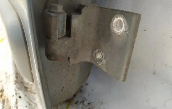 Peugeot Partner Front door upper hinge