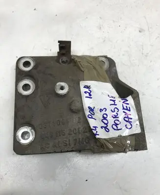 Porsche Cayenne (9PA) Engine mounting bracket
