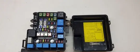 KIA Ceed Fuse module 919501H030 C0809220167