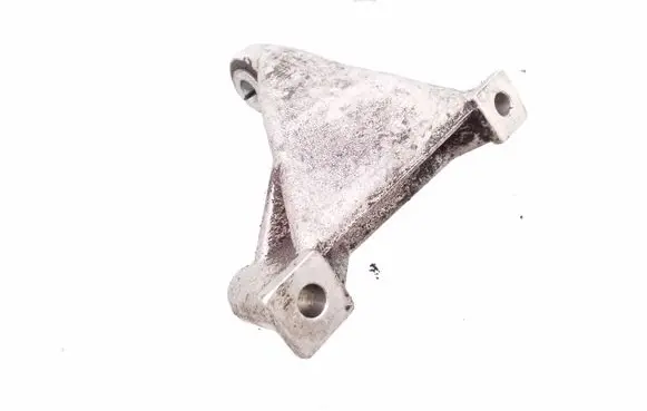 MG MGF Engine mounting bracket YLU102000