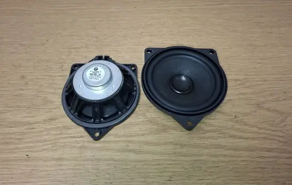 BMW Z4 E89 Front door speaker 9133409