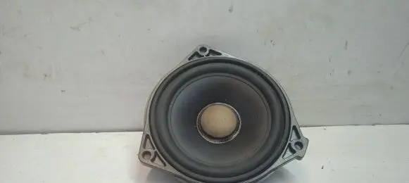 Mercedes-Benz GLE (W166 - C292) Panel speaker A2318201302
