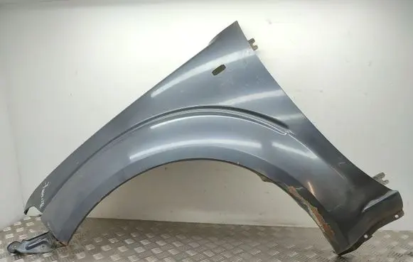Nissan Pathfinder R51 Fender