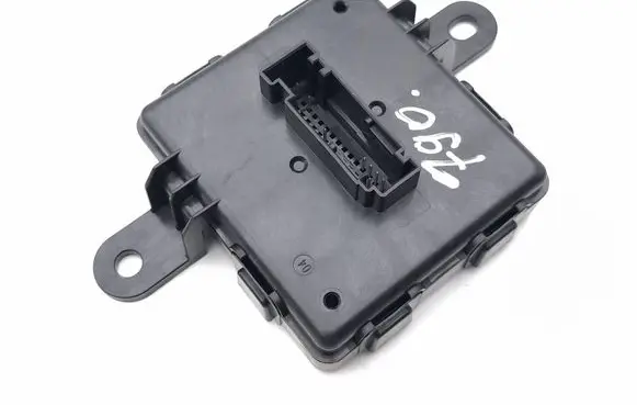 Audi A3 8Y Keyless (KESSY) go control unit/module 5WA959436H
