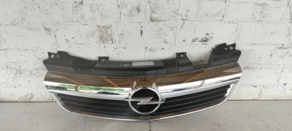 Opel Zafira B Front grill 13136136