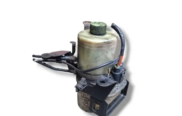 Skoda Fabia Mk1 (6Y) Power steering pump 6Q0423156AB