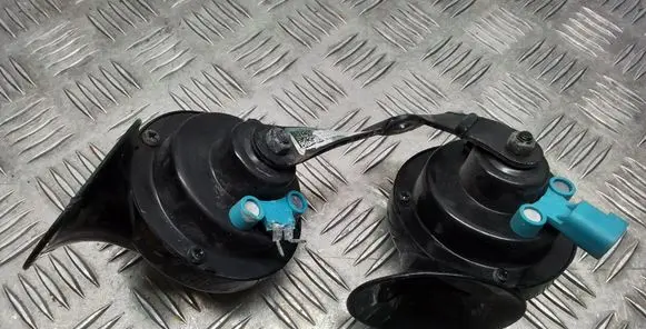 Tesla Model 3 Horn signal 171649500A