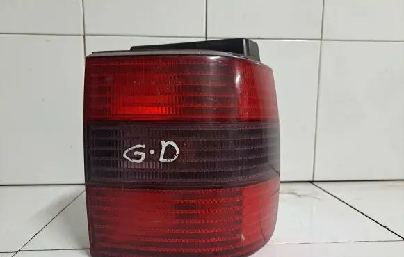 Volkswagen PASSAT B4 Rear/tail lights 3A9945112B
