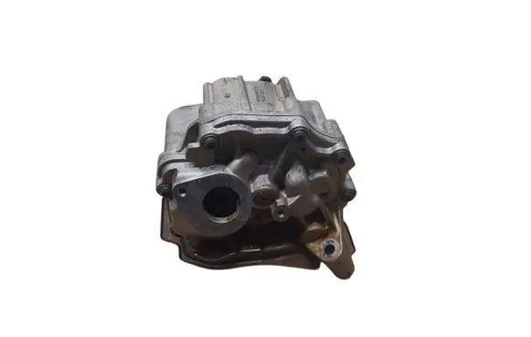 BMW X6 E71 Oil pump 7612772