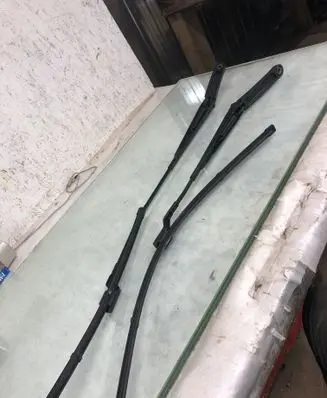 Seat Arona Windshield/front glass wiper blade 6F1955310A