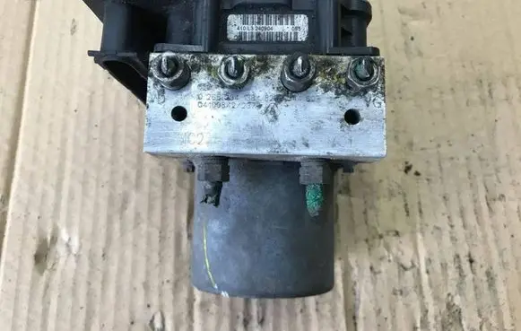 Renault Megane II ABS Pump 8200344607 0265234138 0265950300