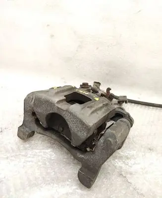 Ford Mustang VI Rear brake caliper