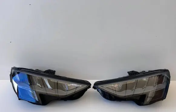 Audi A3 8Y Headlight/headlamp 8Y0941011 8Y0941012
