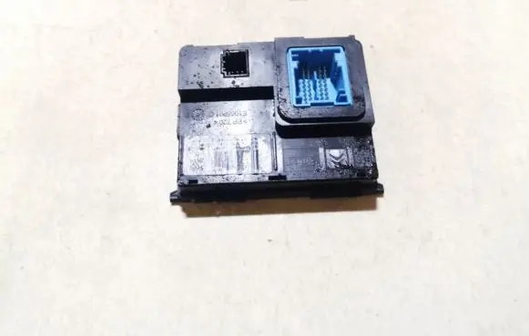 Citroen C4 Cactus Other control units/modules e1065901c