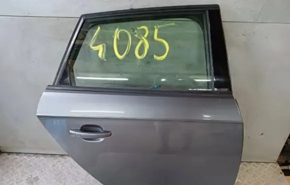 Audi A3 S3 8V Rear door C907